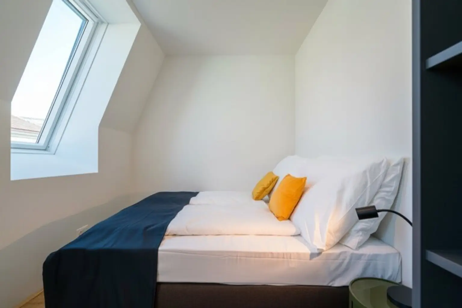 Kompakte 2-Zimmer DG-Wohnung