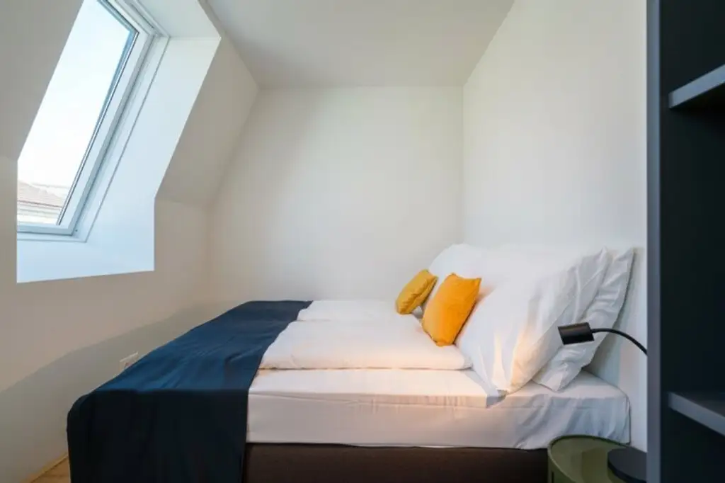 Kompakte 2-Zimmer DG-Wohnung