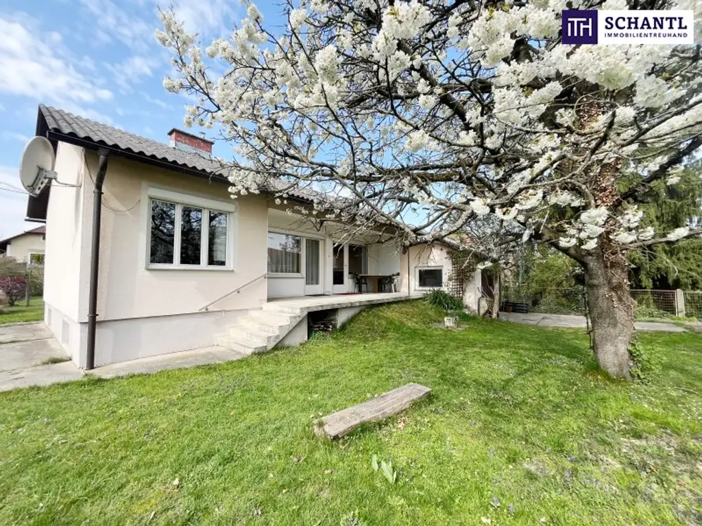 PLATZ zum WACHSEN – sanierungsbedürftiges Haus mit großem Garten und traumhaften Bäumen in Graz Liebenau! Bungalow mit Ausbaureserve!