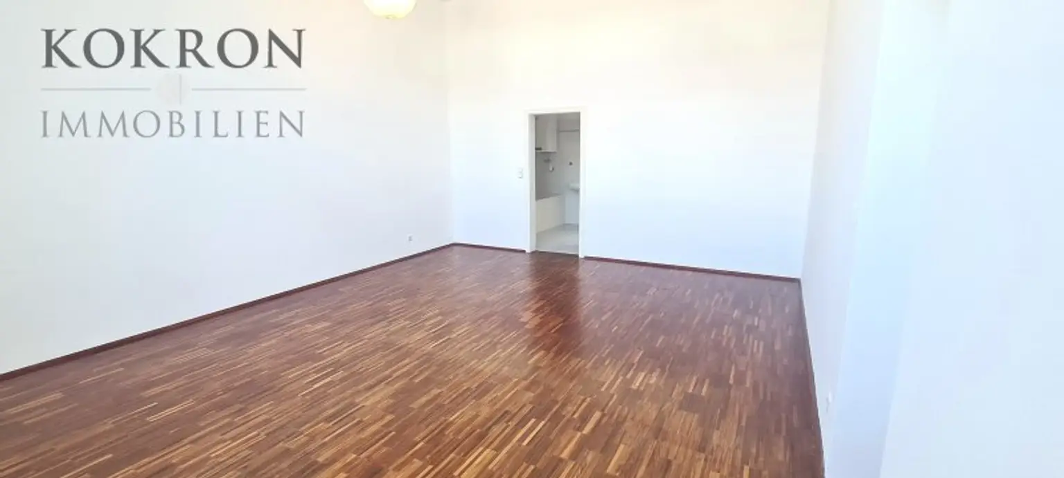 Atelier- Wohnung oder Büro? Charmante Studiowohnung mit Terrassenanteil - Nähe Arenbergpark