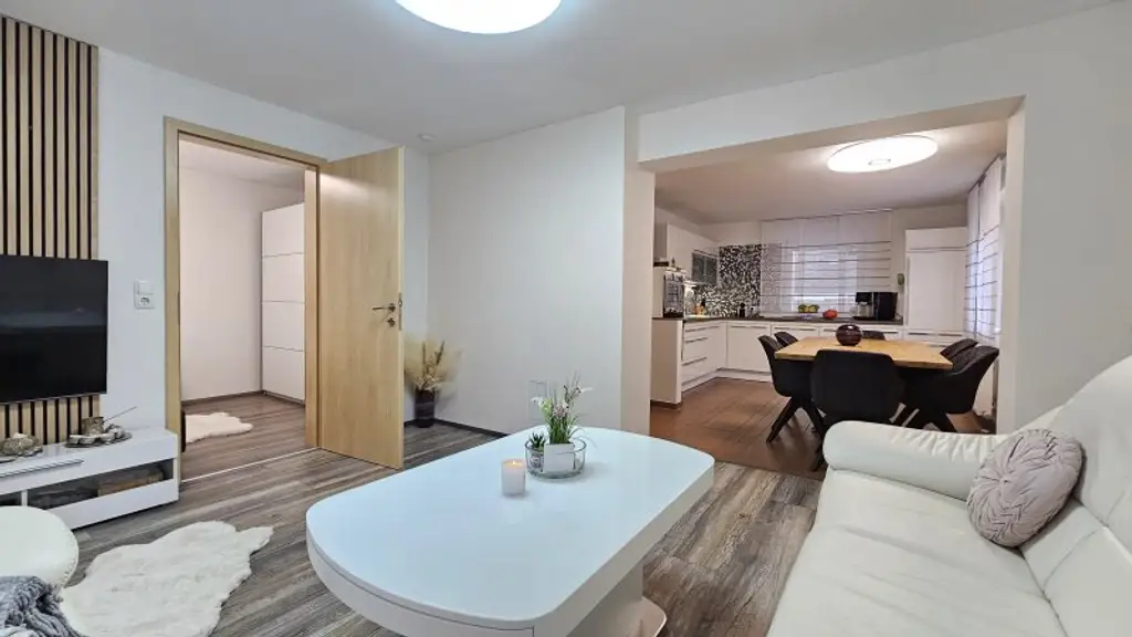 Traumhaftes Einfamilienhaus in Baldramsdorf: Platz für Familie und Freizeit!