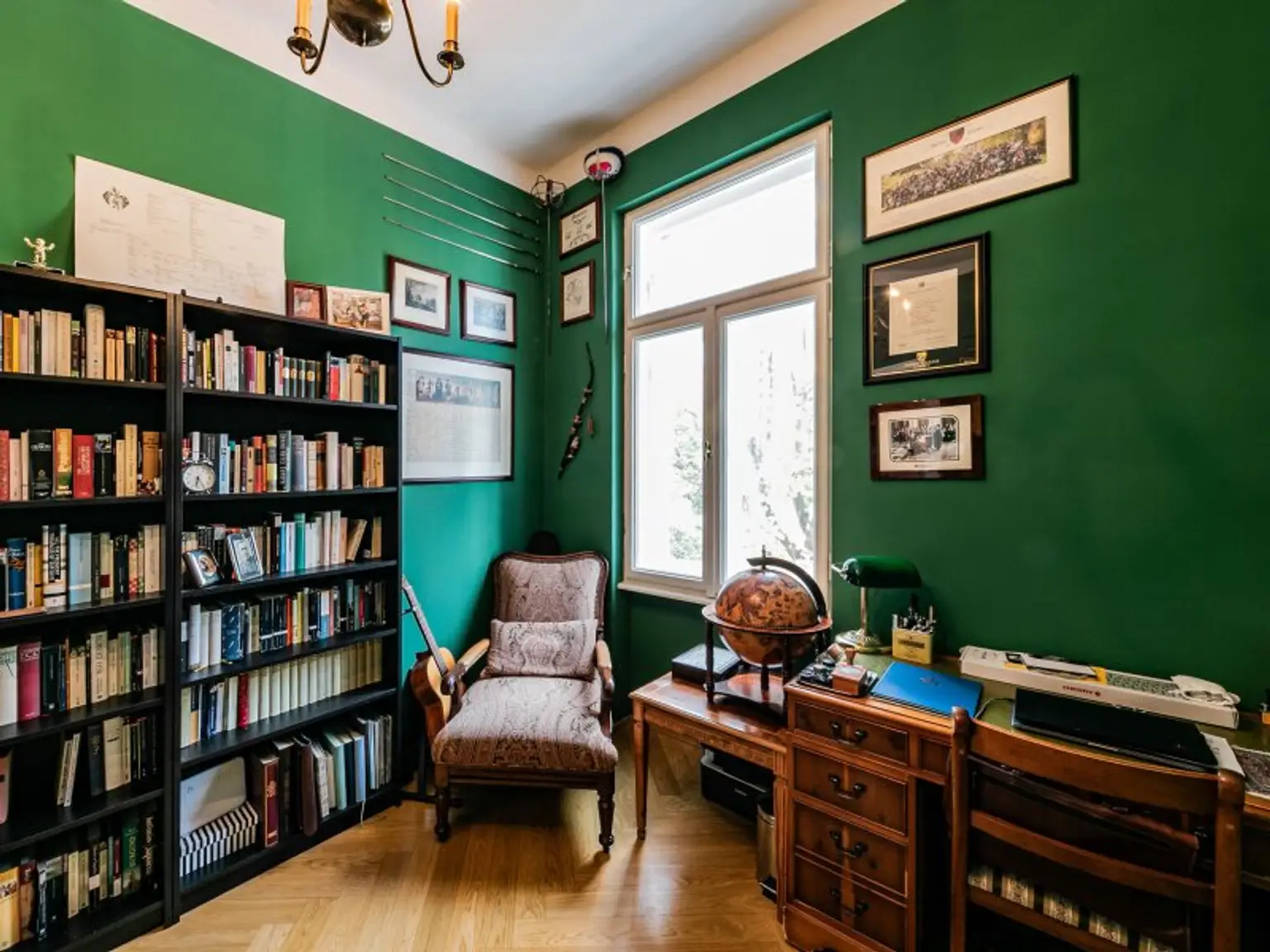 Stilvolle Familienwohnung am Fuß des Küniglbergs - 4 Zimmer getrennt begehbar - Balkon, Klima, Gartennutzung