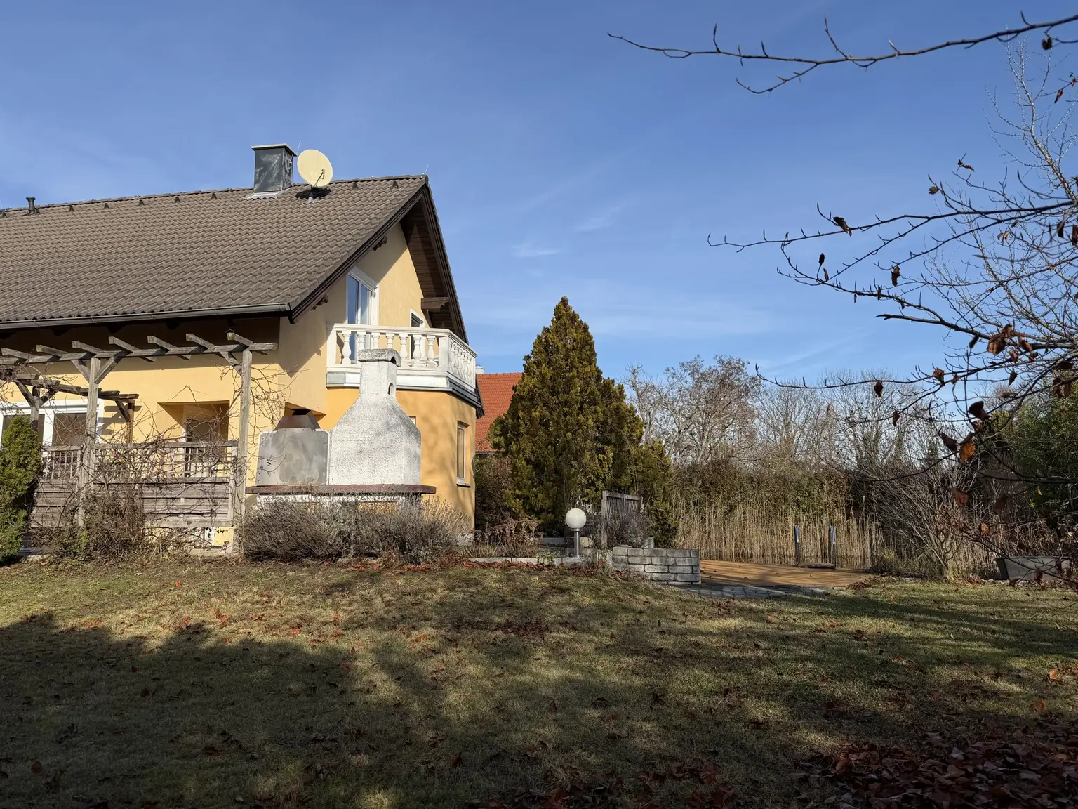 Charmantes Haus mit Schwimmteich