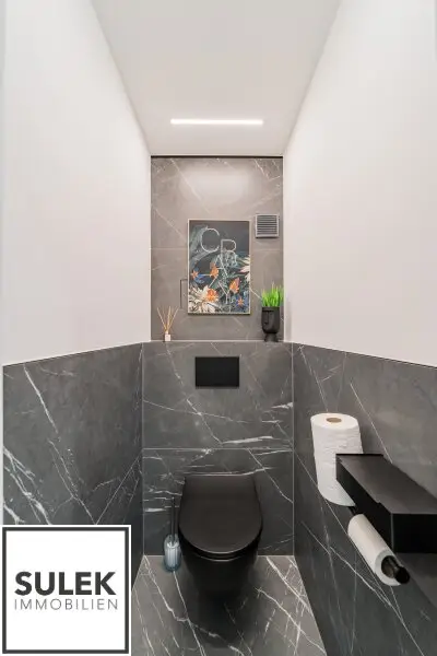 Ruhige, sanierte 3,5 Zimmer Wohnung mit Designer-Bad und Küche + Garage (optional!) in Mariahilf - beziehbar ab 01/26!