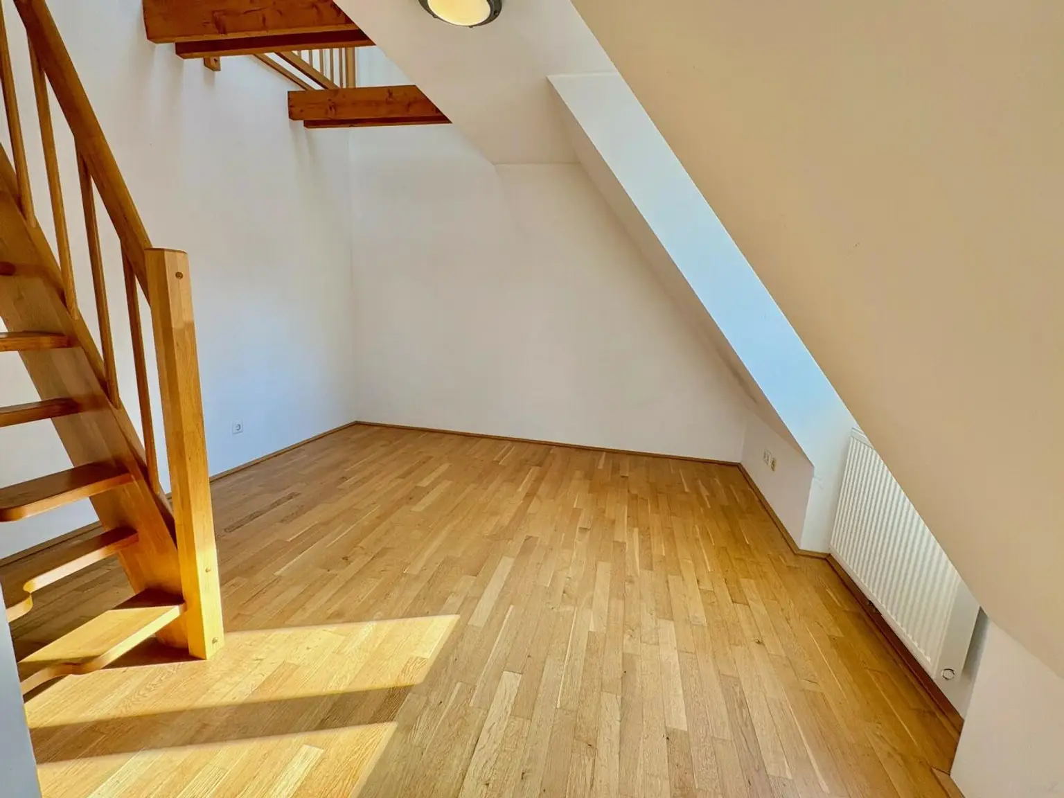 Wohnzimmer offen zur Galerie