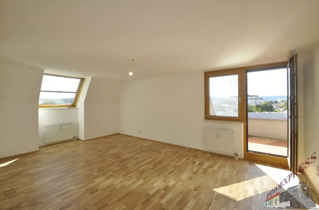 Exklusive Dachterrassenwohnung mit Tiefgarage und bester Fernsicht in der Nähe des Bühl Centers