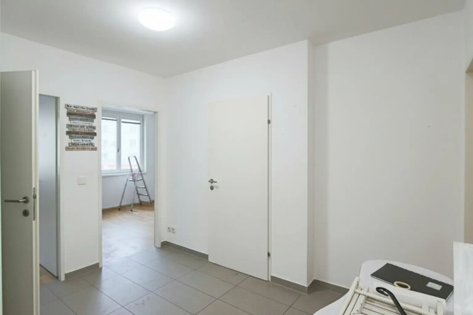 Kompakte 3-Zimmer mit Loggia!