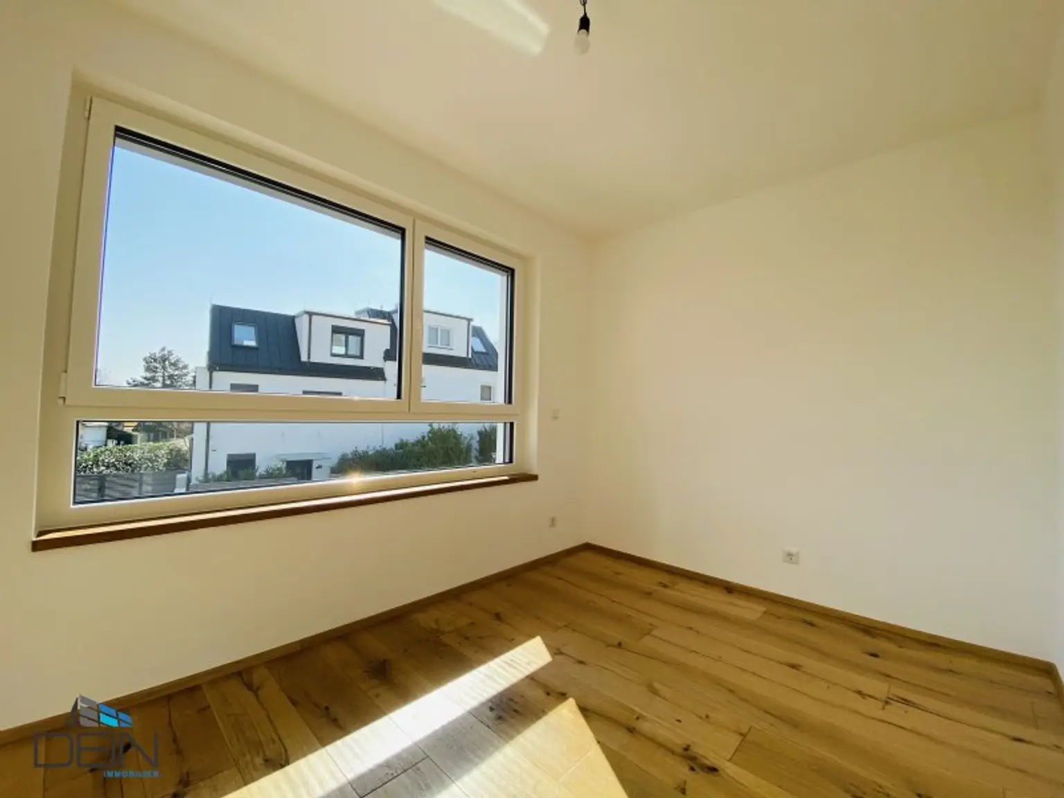 ++NEU++ EXKLUSIVE 5 ZIMMER DOPPELHAUSHÄLFTE MIT KELLER UND GARTEN IN TRAUMHAFTER LAGE!