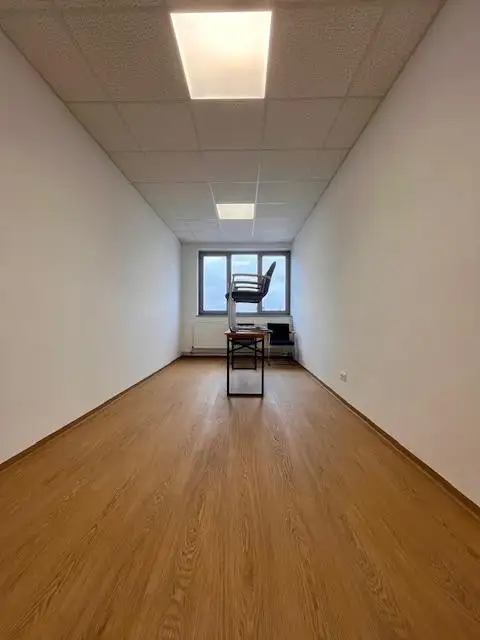 Neu sanierte Büroflächen (~16 m² bis ~345 m²) in der ehem. Kopal-Kaserne zu vermieten