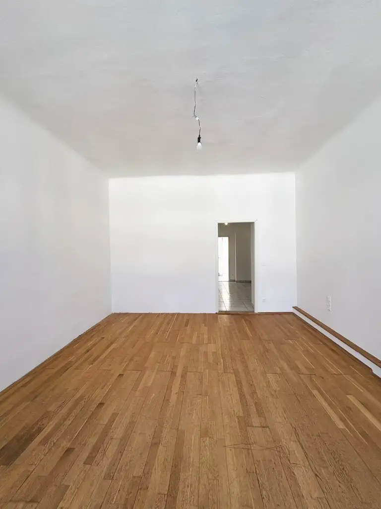Gut aufgeteilte 3 Zimmer Wohnung mit neuer Küche -
Nähe Klinik Landstraße