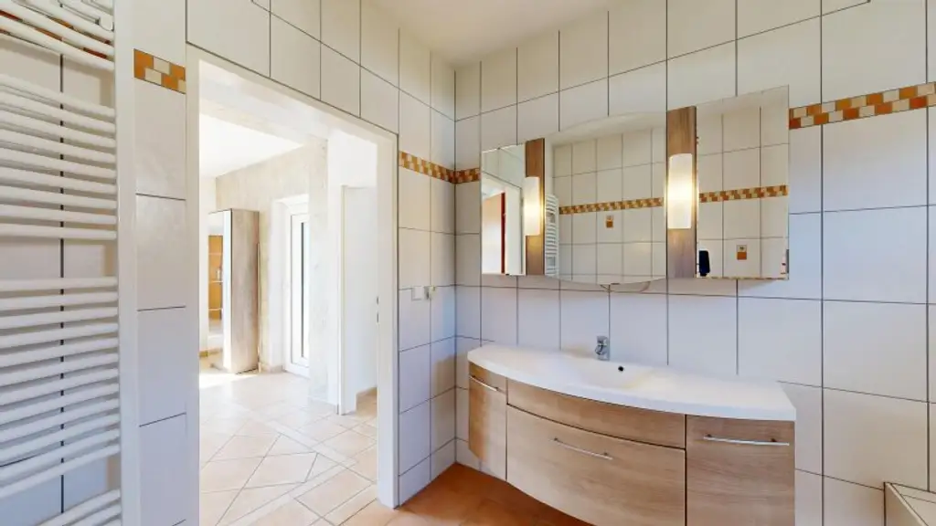 Hinreißender Bungalow mit großem Garten und Entwicklungspotential | 3 Zimmer | Terrasse