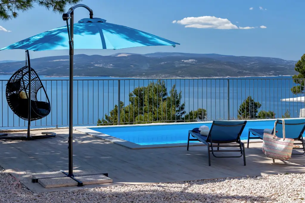Stone Mansion Makarska – Mediterrane Eleganz mit Investitionspotenzial