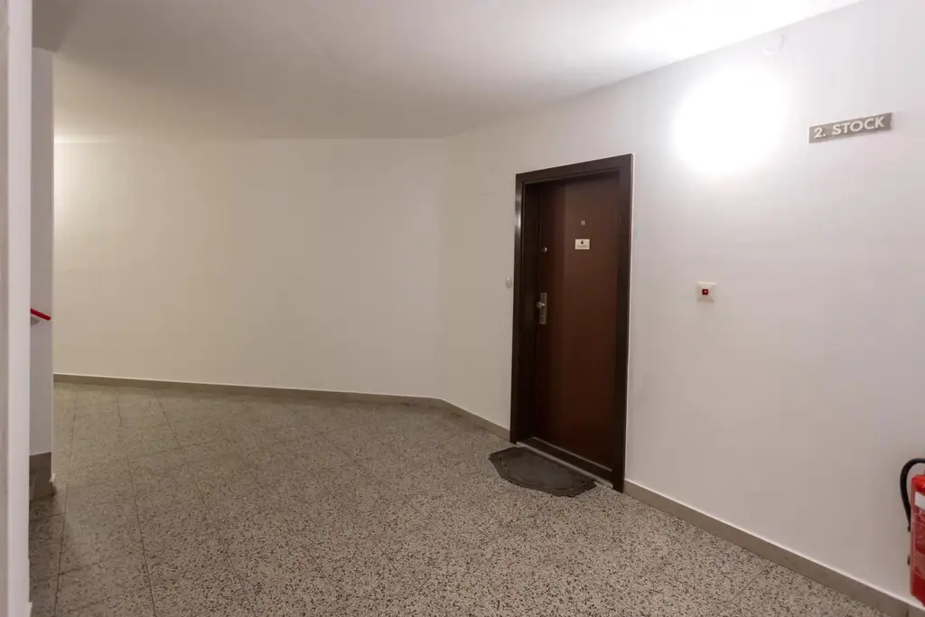 Neu sanierte 4-Zimmer-Eckwohnung im 2. Liftstock