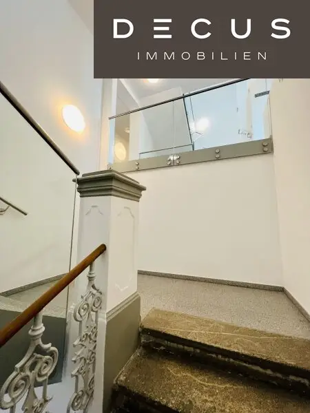 RESIDIEREN AM STADTPARK | ELEGANTE DACHGESCHOSSWOHNUNG | RUHIGE HOFSEITIGE 12 m2 TERRASSE | 4 ZIMMER | 2 BÄDER