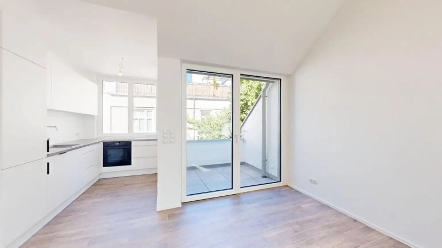Moderne 2-Zimmer Dachgeschosswohnung | Terrasse | Klimaanlage | Nähe Café Hummel | Erstbezug