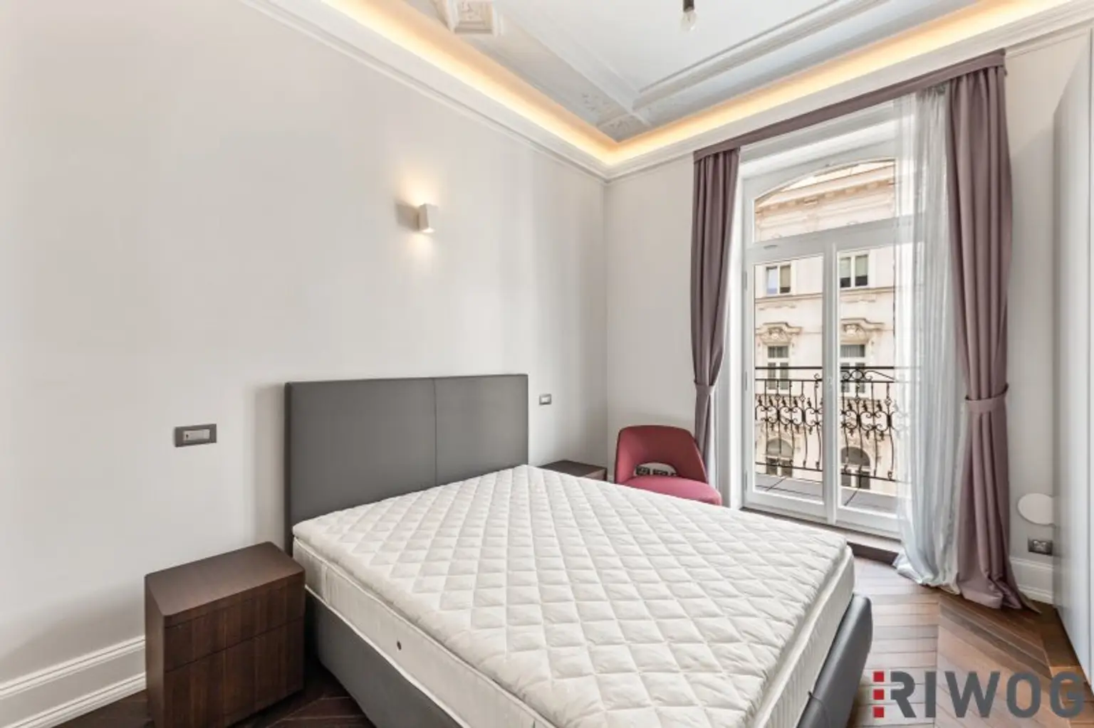 **Luxus auf höchsten Niveau**4-Zimmer**3 Bäder**2 Balkone**Smart-Home**uvm.