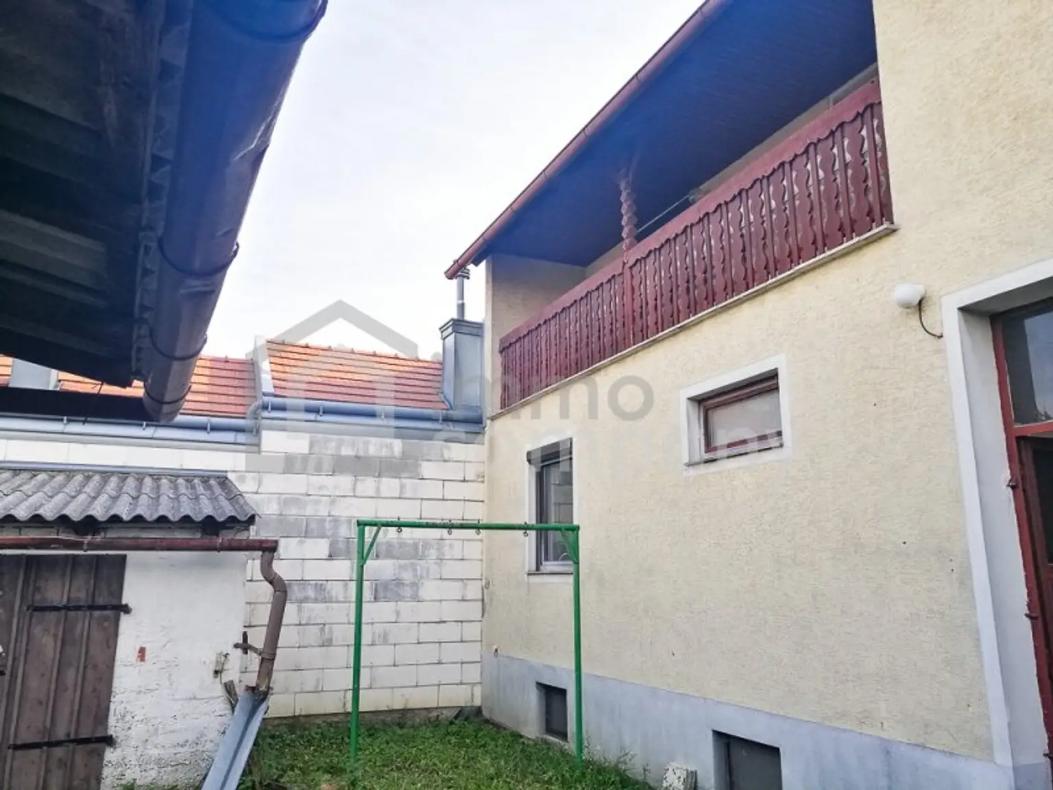 2 Häuser für Ihre Zukunft! 7 Zimmer, 203 m² für 285.000 €!