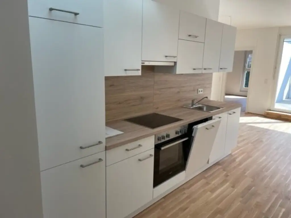 2-Zimmer-Dachterrassenwohnung Erstbezug inkl hochwertiger Küche, Außenfläche und Kellerabteil mit Blick ins Grüne - KLOSTERNEUBURG/ K126 T53