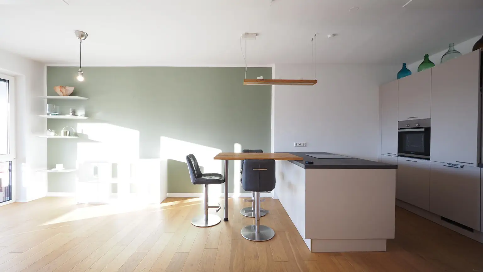 8600 Bruck/Mur - Sonnenwohnung im obersten Stockwerk mit Loggia