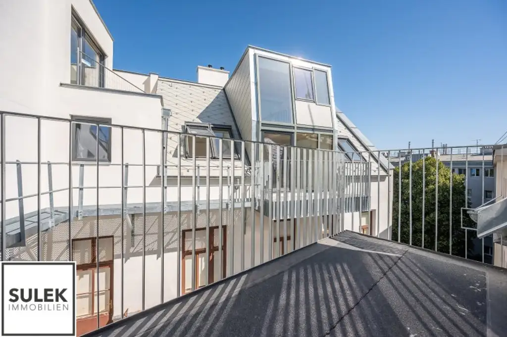 Dachgeschoßwohnung im Herzen des 2. Bezirks – 71 m² Wohnkomfort