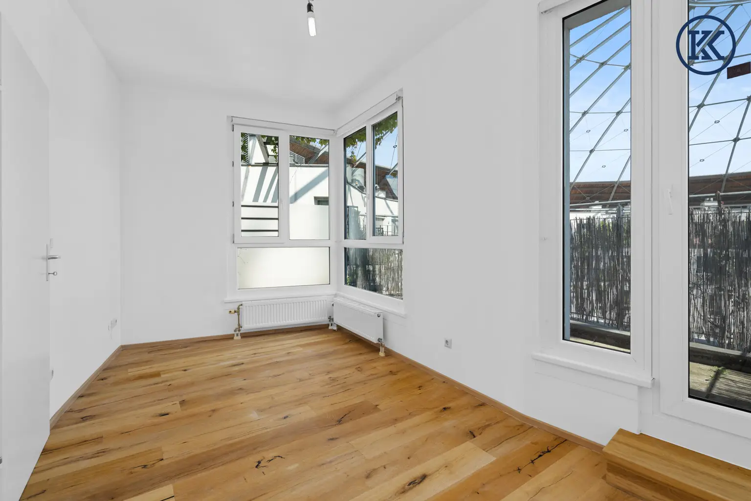 Traumhafte Maisonette-Wohnung direkt beim Gasometer – Wohnen mit Weitblick über Wien!