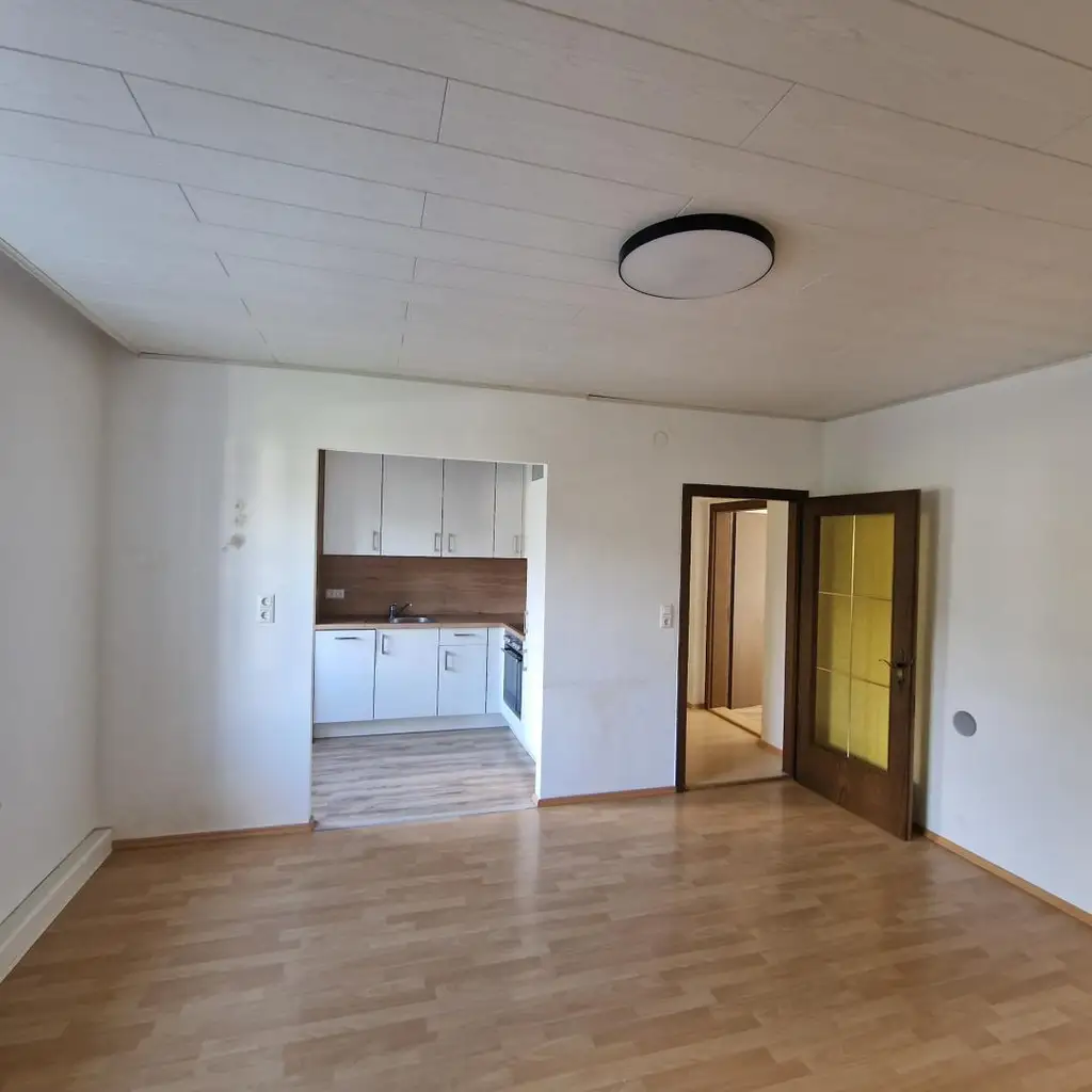 4-Zimmer-Wohnung im 1. Stock! Gartenmitbenützung! 1 Monat mietzinsfrei!