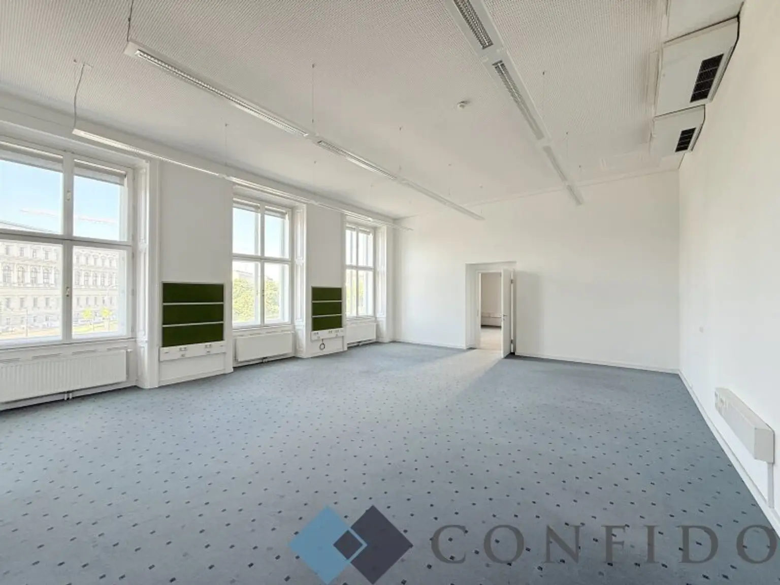 Dieses Büro ist ein Statement - Eine ganze Etage in prestigeträchtiger Lage beim Schottentor!