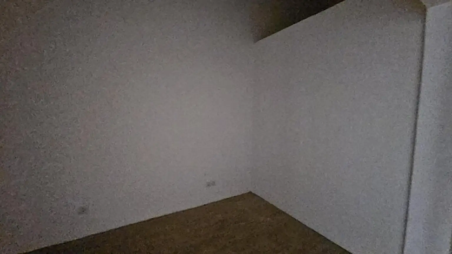 Unbefristetes Portallokal - 59 m2, 2 Zimmer plus Lagerraum - vielseitig verwendbar. Sofortbezug!