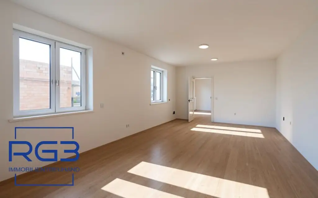 Großes Einfamilienhaus mit großem Garten # Provisionsfrei