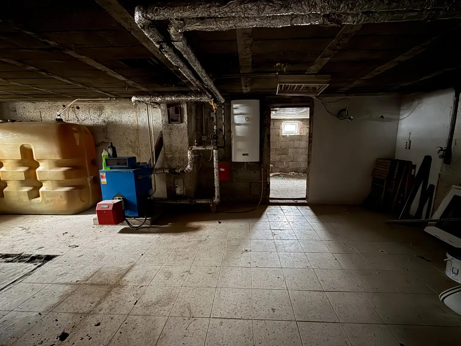 Unter-/Kellergeschoss