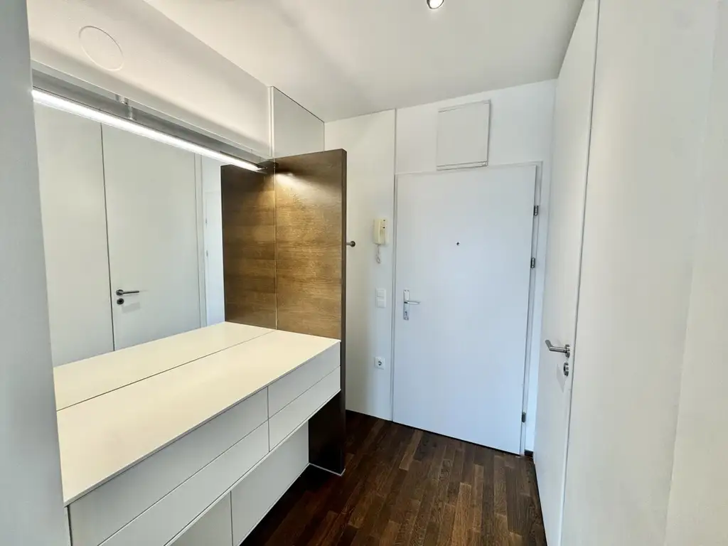 Provisionsfrei: U1 Donauinsel - Schnäpphen Hit! Außergewöhnliche Liegenschaft inklusive täglichem Urlaubsfeeling