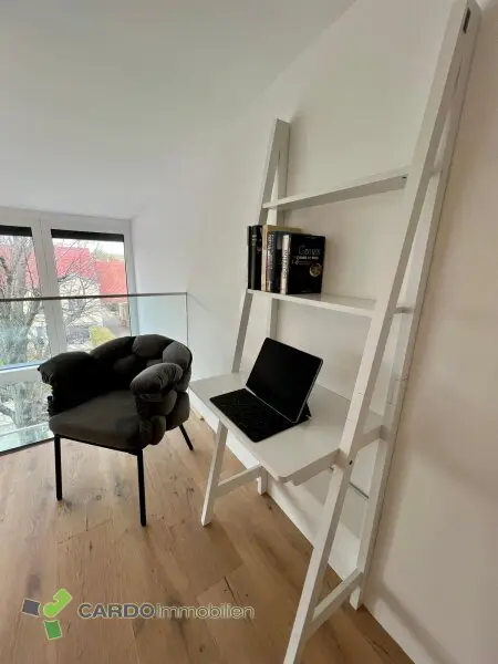3 Zimmer Maissonettewohnung mit Garagenplatz, möbliert