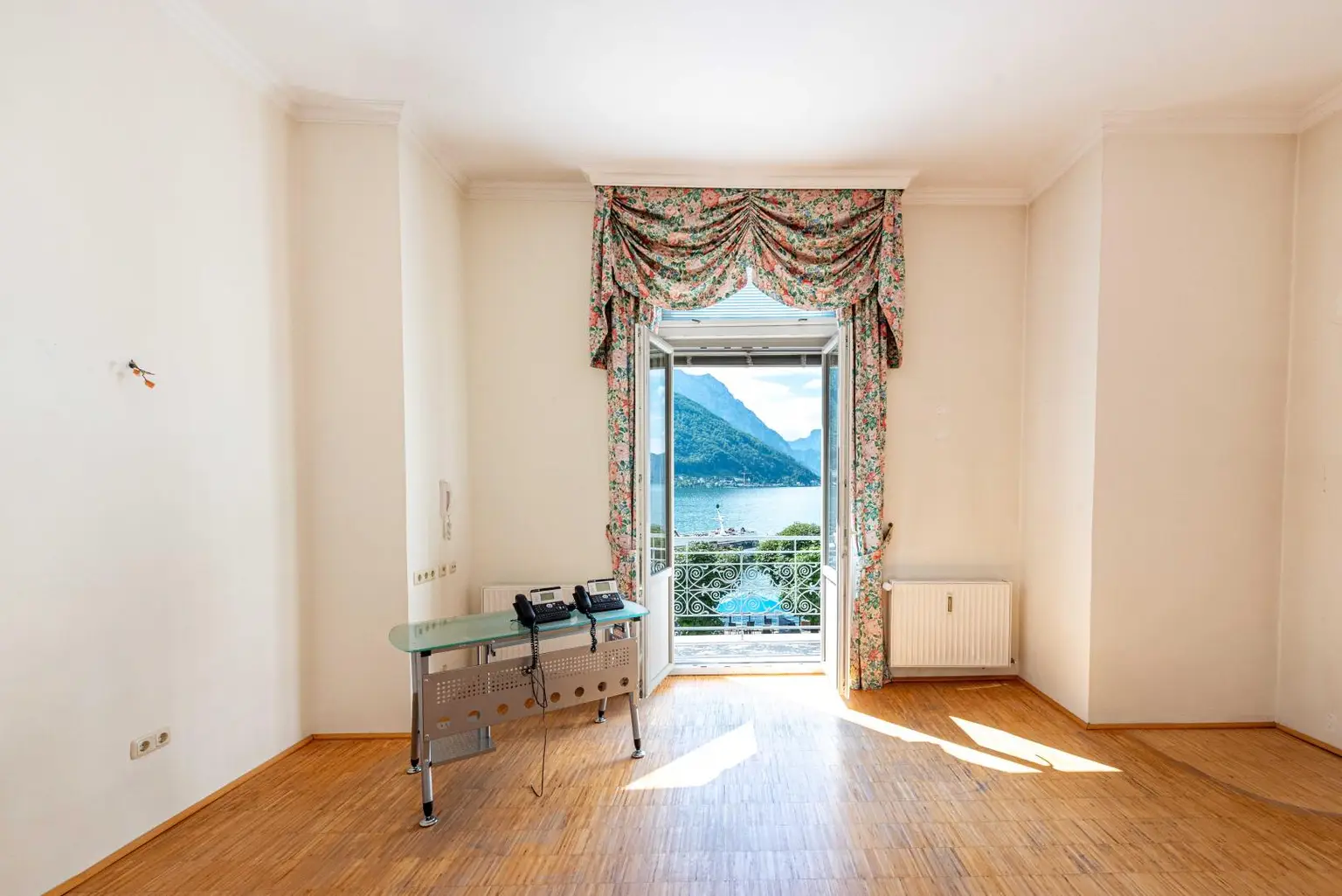 Traumhaft Wohnen am Traunsee im Zentrum von Gmunden, großzügige Wohnung in bester Lage