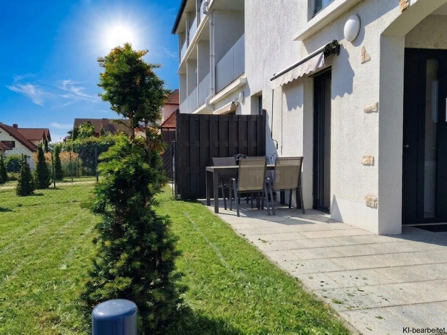 Ca. 64 m² Wohnung mit ca. 107 m² Eigengarten & Klimaanlage - Perfekt als Haupt- od. Zweitwohnsitz - Lebensqualität zwischen See und Reben