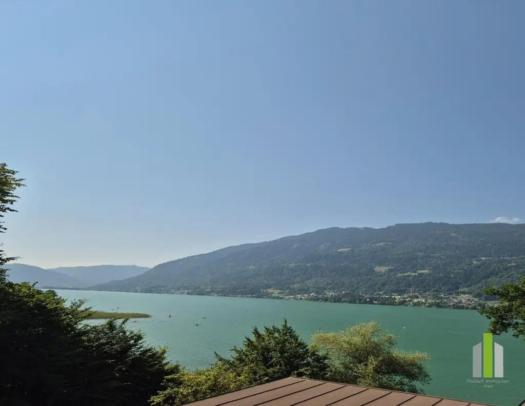 Schönes Seegrundstück mit Seezugang und Baubewilligung!