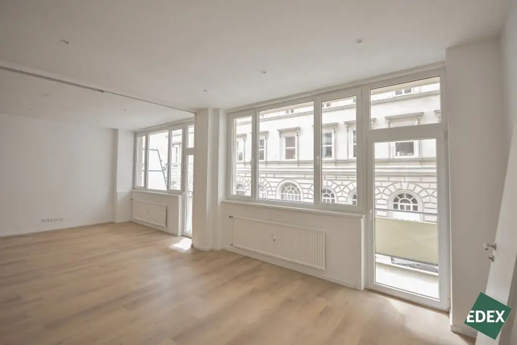 Modernes Innenstadtbüro mit Klimaanlage direkt am Schwedenplatz