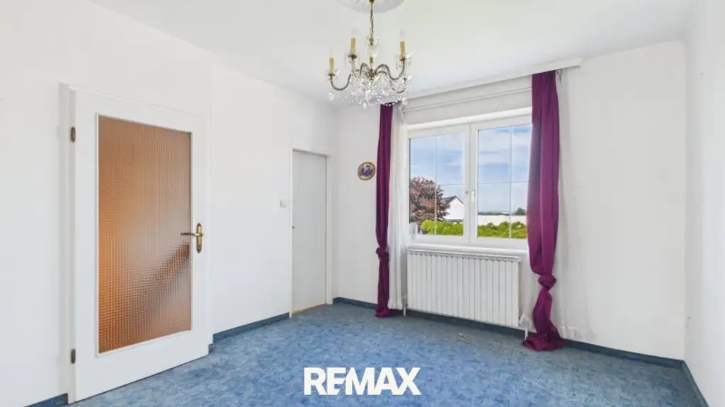 Sanierungsbedürftiges Schmuckstück - Ein Zuhause mit Charme, Licht und Möglichkeiten