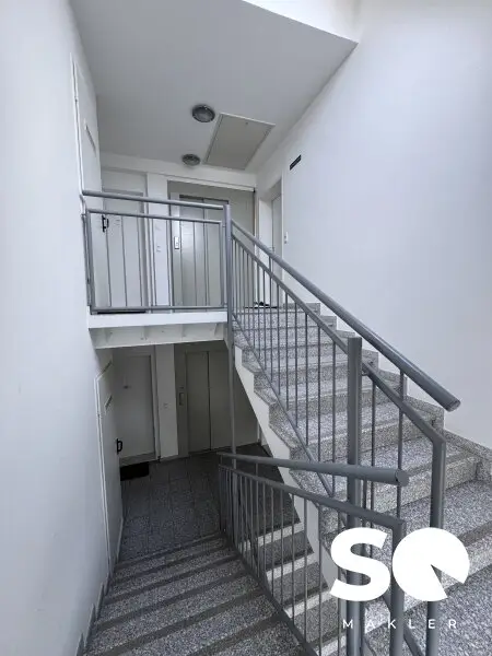 # SQ - HELLE, RUHIGE 2 ZIMMER DG-WOHNUNG INKL. TERRASSE - NÄHE RIVERSIDE - 1230 WIEN - TAG DER OFFENEN TÜR: 31.10.2025 14:00-17:00