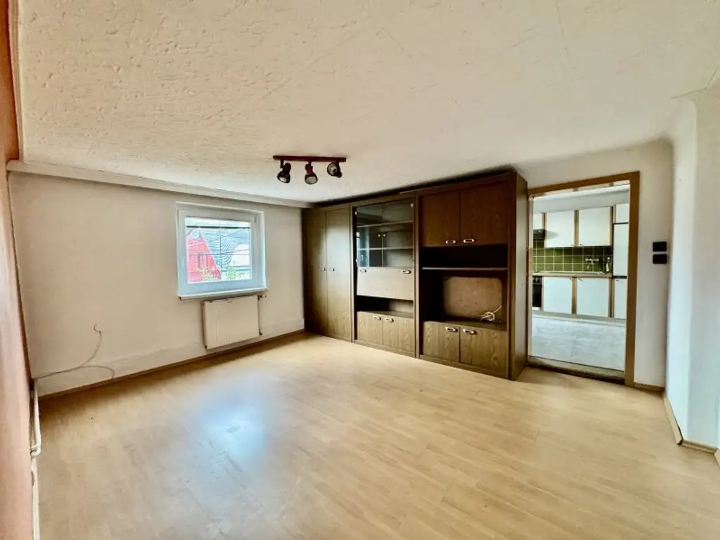 EINMALIGE GELEGENHEIT !!! HAUS MIT ZWEI WOHNEINHEITEN ZUM SUPERPREIS