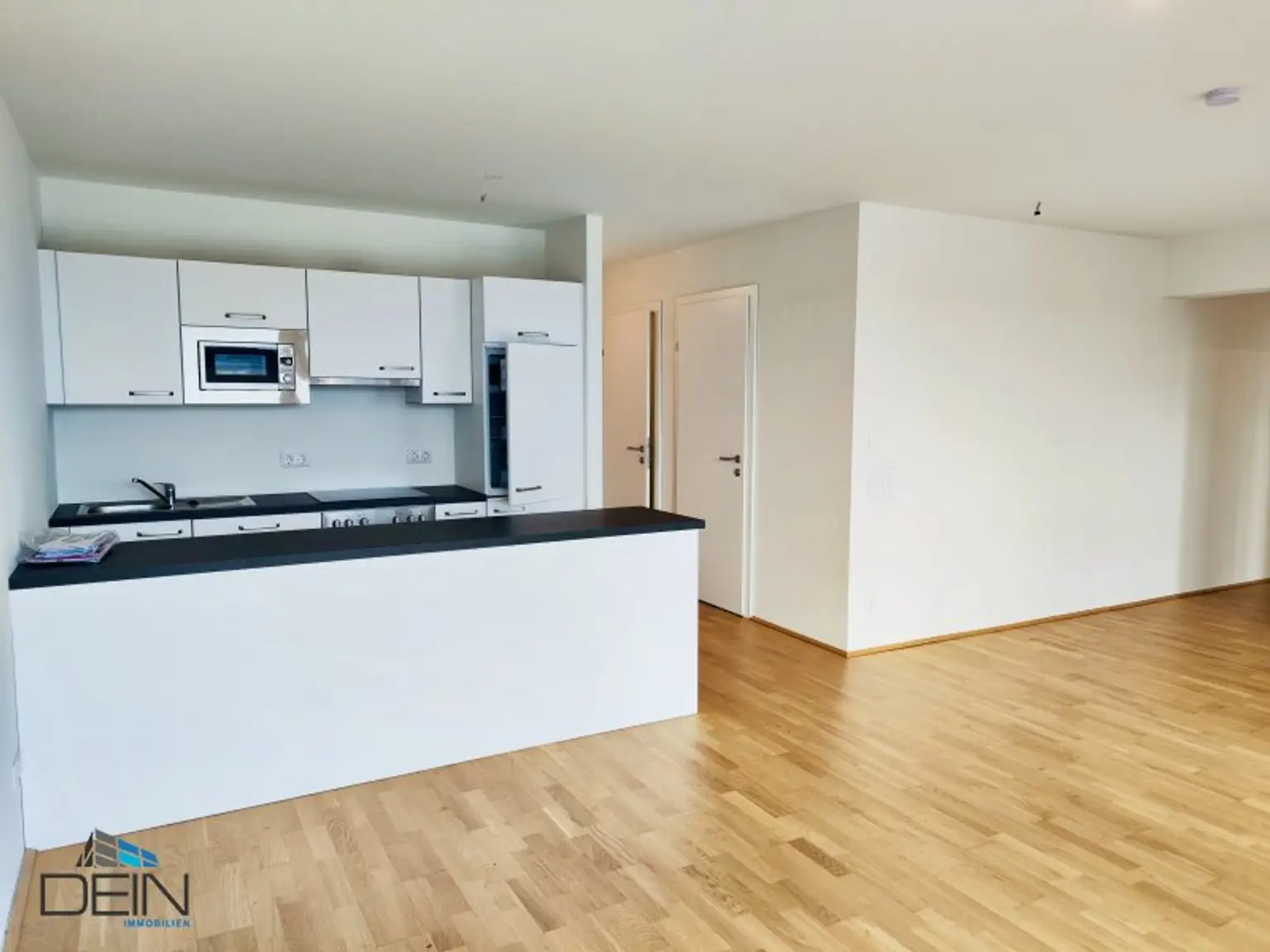 NEU! TRAUMHAFTE 4 ZIMMER NEUBAUWOHNUNG MIT EINEM BALKON IN EBERGASSING!