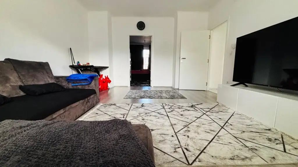 Top-gepflegte 2-Zimmer-Wohnung mit ruhigem Balkon in TOP-Lage, 1220 Wien-Stadlau
