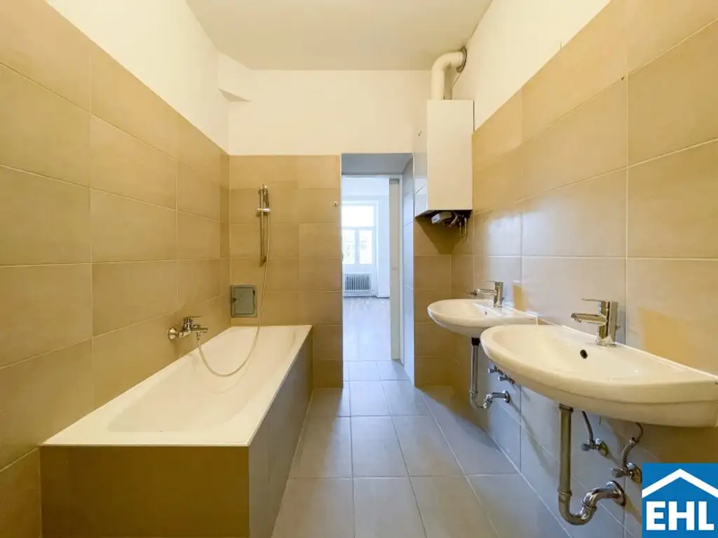 Gemütliche 3-Zimmer-Altbauwohnung mit separater Küche in U-Bahn-Nähe