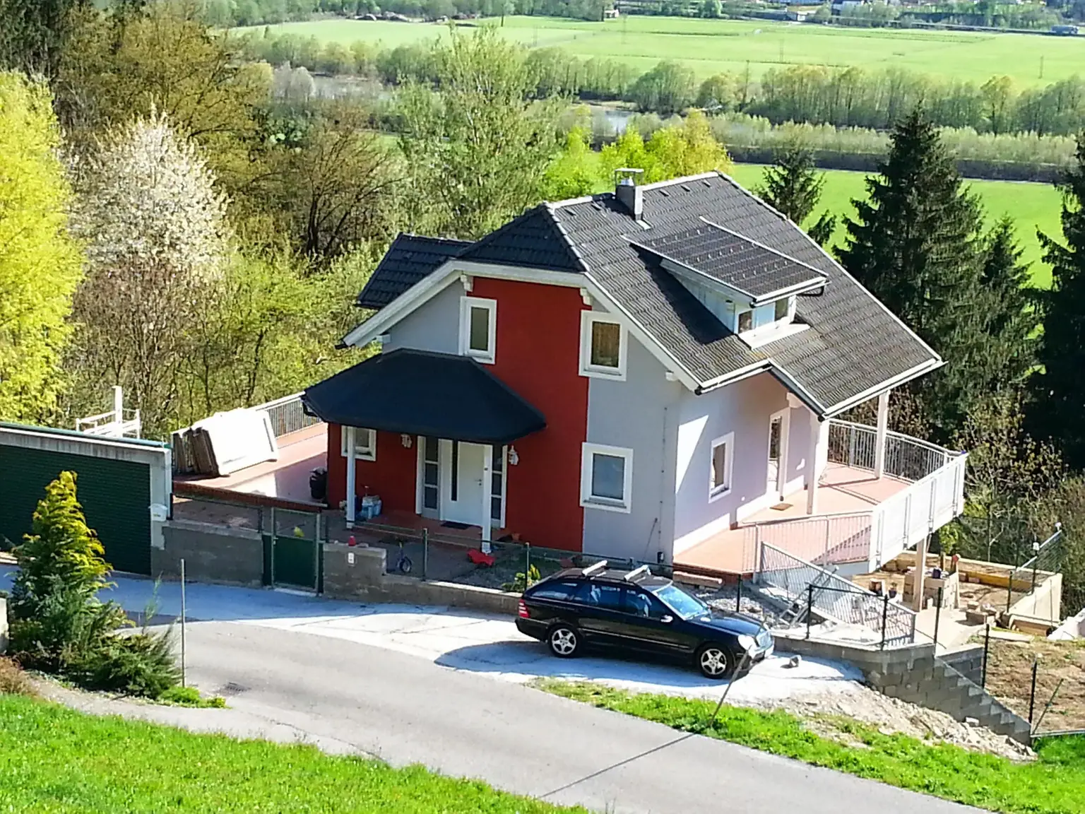 Wohnhaus mit Panoramablick & Entwicklungspotenzial nahe Spittal an der Drau – sonnige Ruhelage