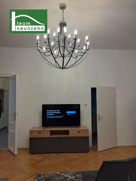 Stadt-Wohnung: Charmant sanierte Altbauwohnung im gepflegten Gründerzeithaus in absoluter Hofruhelage - unweit der Volksoper - JETZT ANFRAGEN