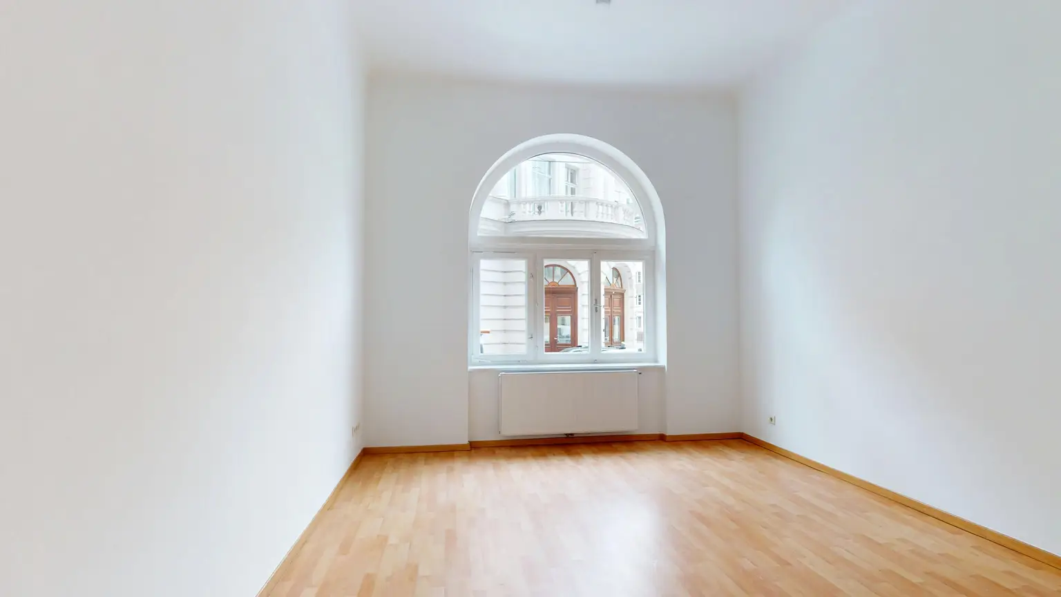 Wallgasse: Singlewohnung - Hervorragende Infrastruktur/Verkehrsanbindung