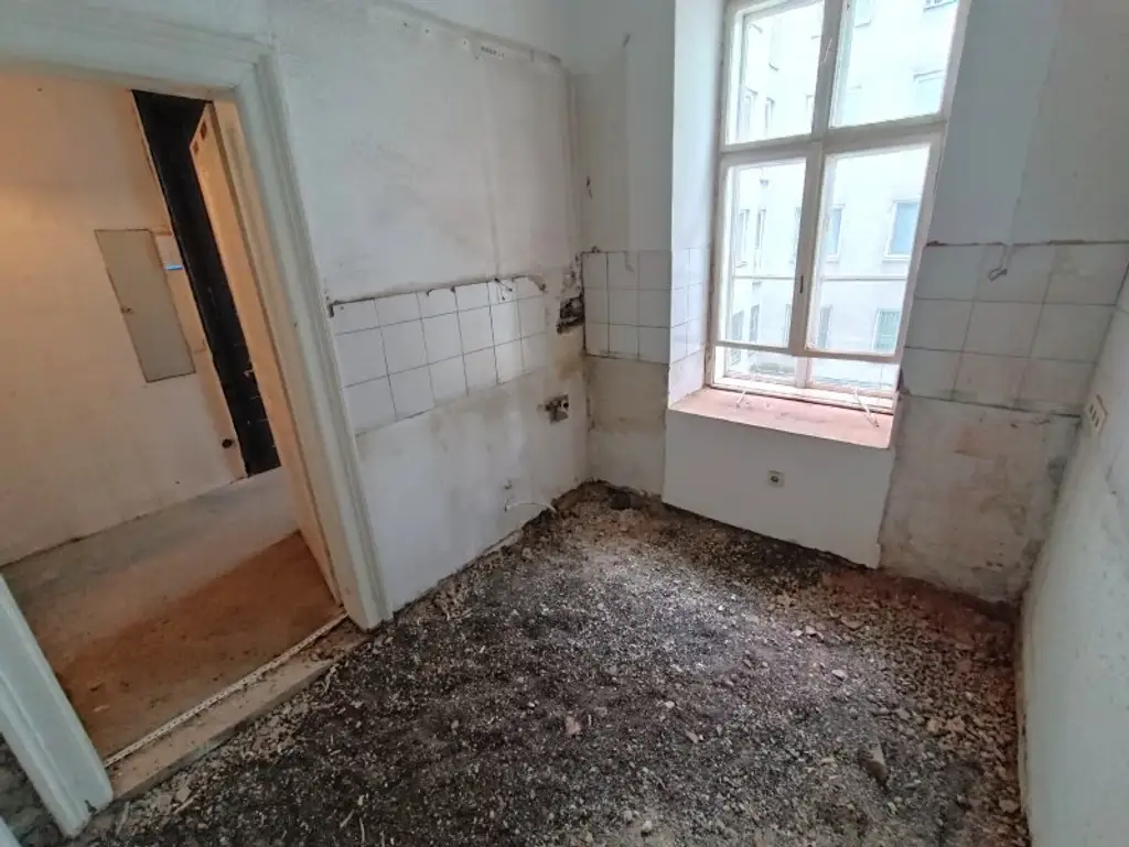Smartes Layout & ideale Verkehrsanbindung & Platz für Ihre Wünsche! 2-Zimmer Wohnung im Altbau mit Lift - Nähe U4 Friedensbrücke!