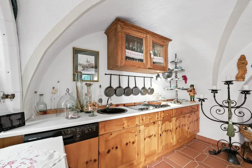 EINZIGARTIGE STILALTBAU-RESIDENZ IM HERZEN DER KREMSER ALTSTADT!
