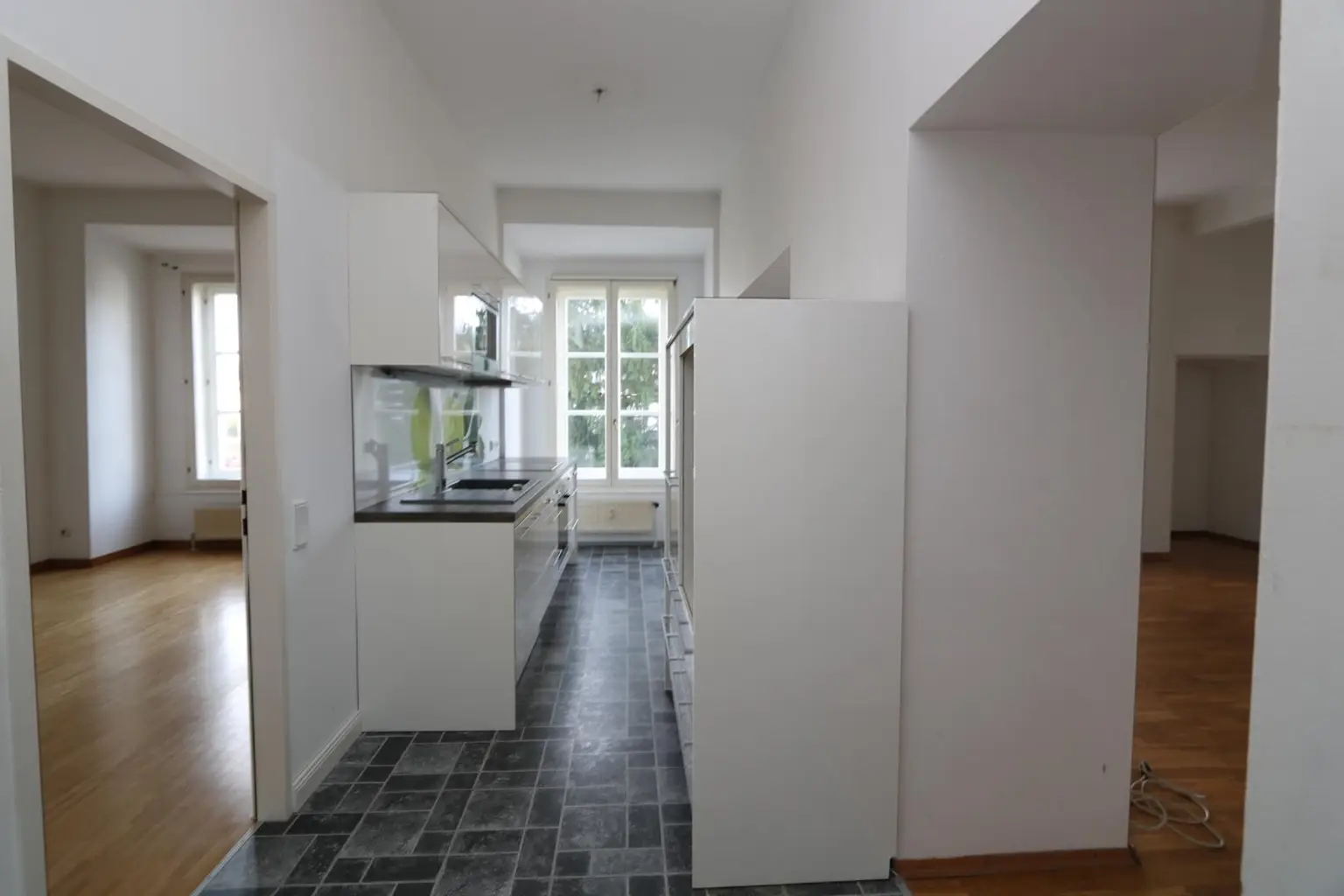 Wohnen im Schloss - 4 Zi. Wohnung mit historischem Flair in ansprechender Lage!