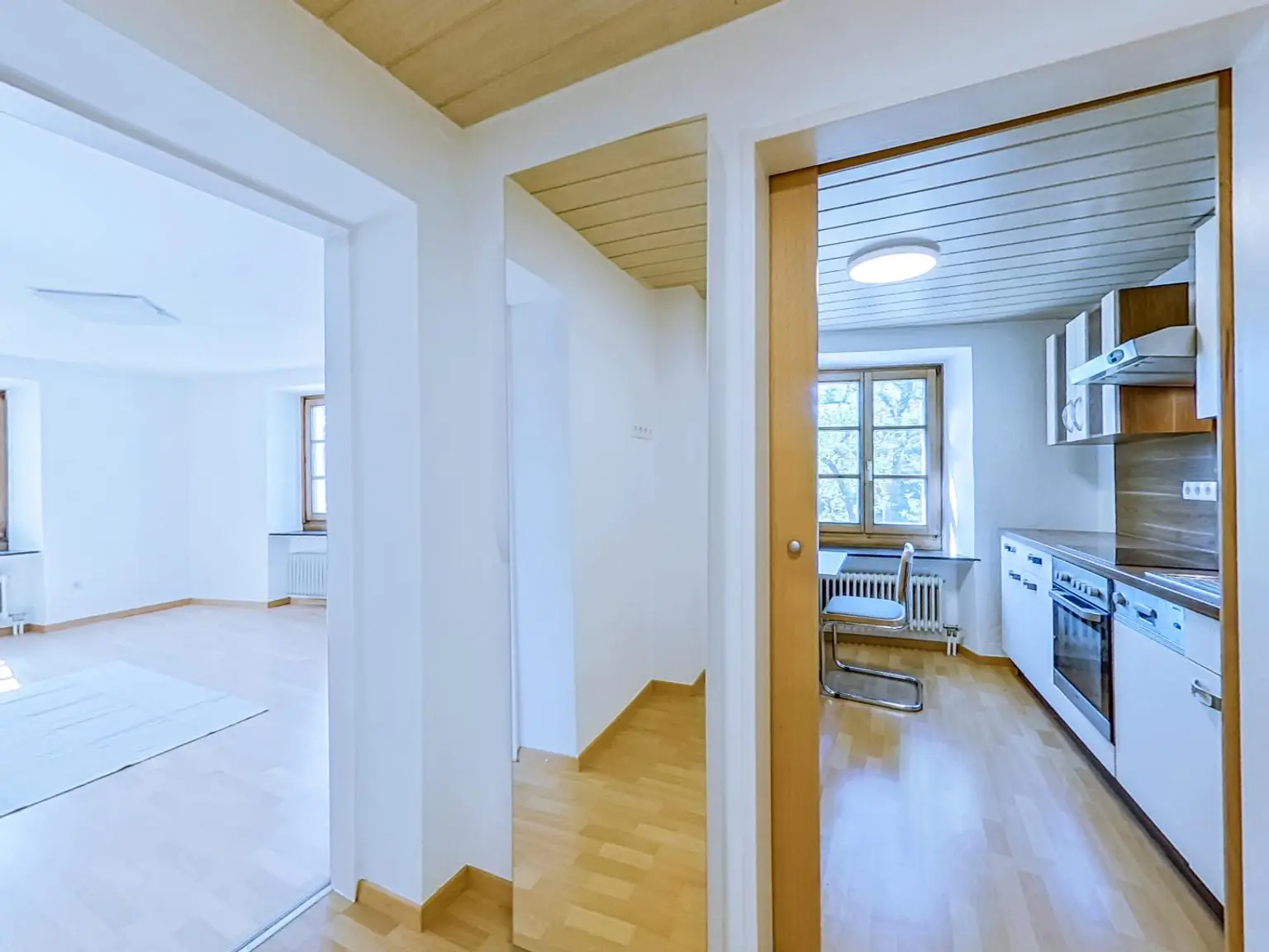 Hervorragende 2-Zimmer-Wohnung in historischem Haus im Zentrum von Hall!