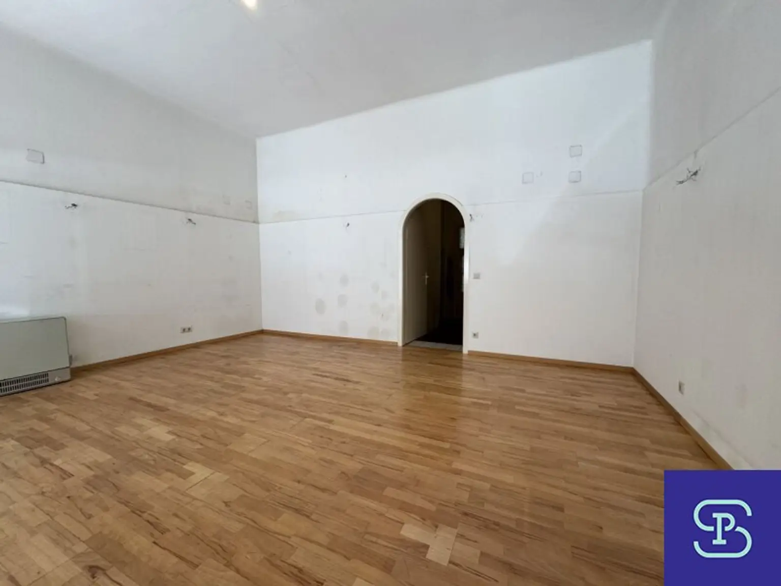 Mariahilfer Straße-Nähe: 55m² Geschäfts- oder Bürolokal zu mieten - 1060 Wien